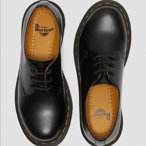 Women’s Dr. Martens shoes
